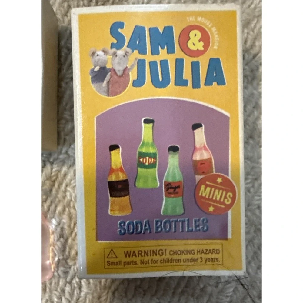 SAM & JULIA The Mouse Mansion Minis Soda Bottles & Sticker Sheet - Toy Collector